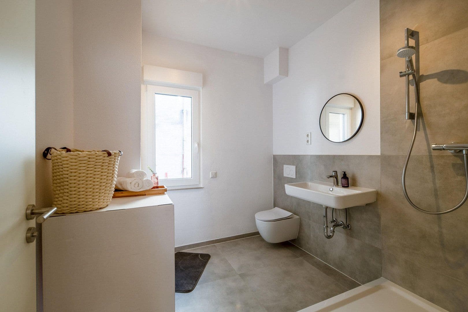 Predaj domu 140 m², pozemok 187 m², Roßdorf, Hesensko Predaj domu 140 m², pozemok 187 m², Roßdorf, Hesensko