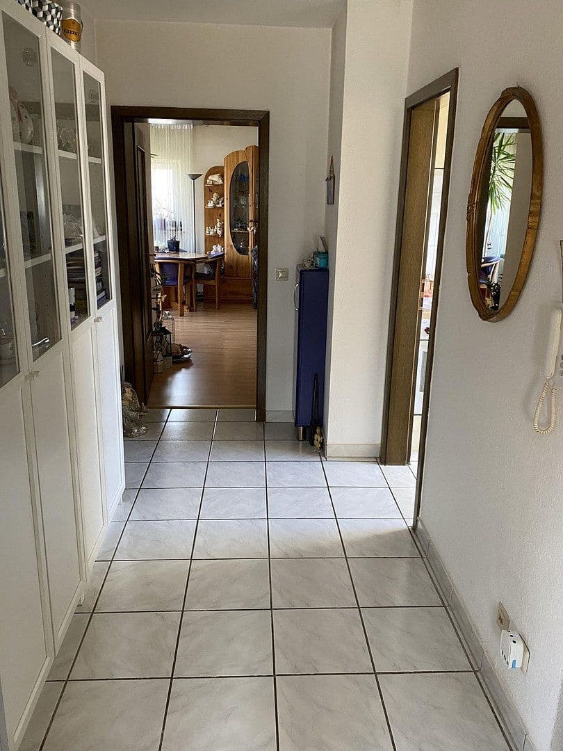 Predaj domu 235 m², pozemok 347 m², Frankfurt, Hesensko Predaj domu 235 m², pozemok 347 m², Frankfurt, Hesensko