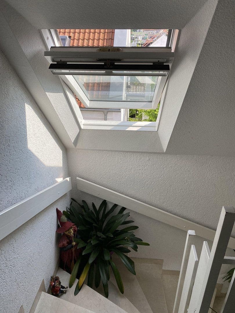 Predaj domu 235 m², pozemok 347 m², Frankfurt, Hesensko Predaj domu 235 m², pozemok 347 m², Frankfurt, Hesensko