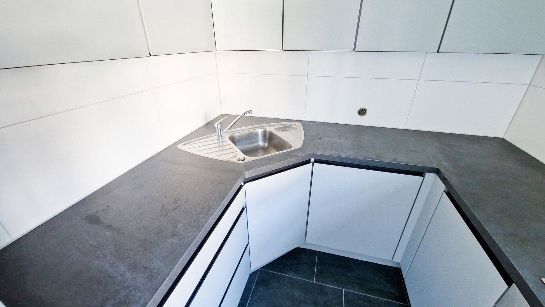 Predaj bytu 2-izbový 62 m², Korb, Bádensko-Wurttembersko Predaj bytu 2-izbový 62 m², Korb, Bádensko-Wurttembersko