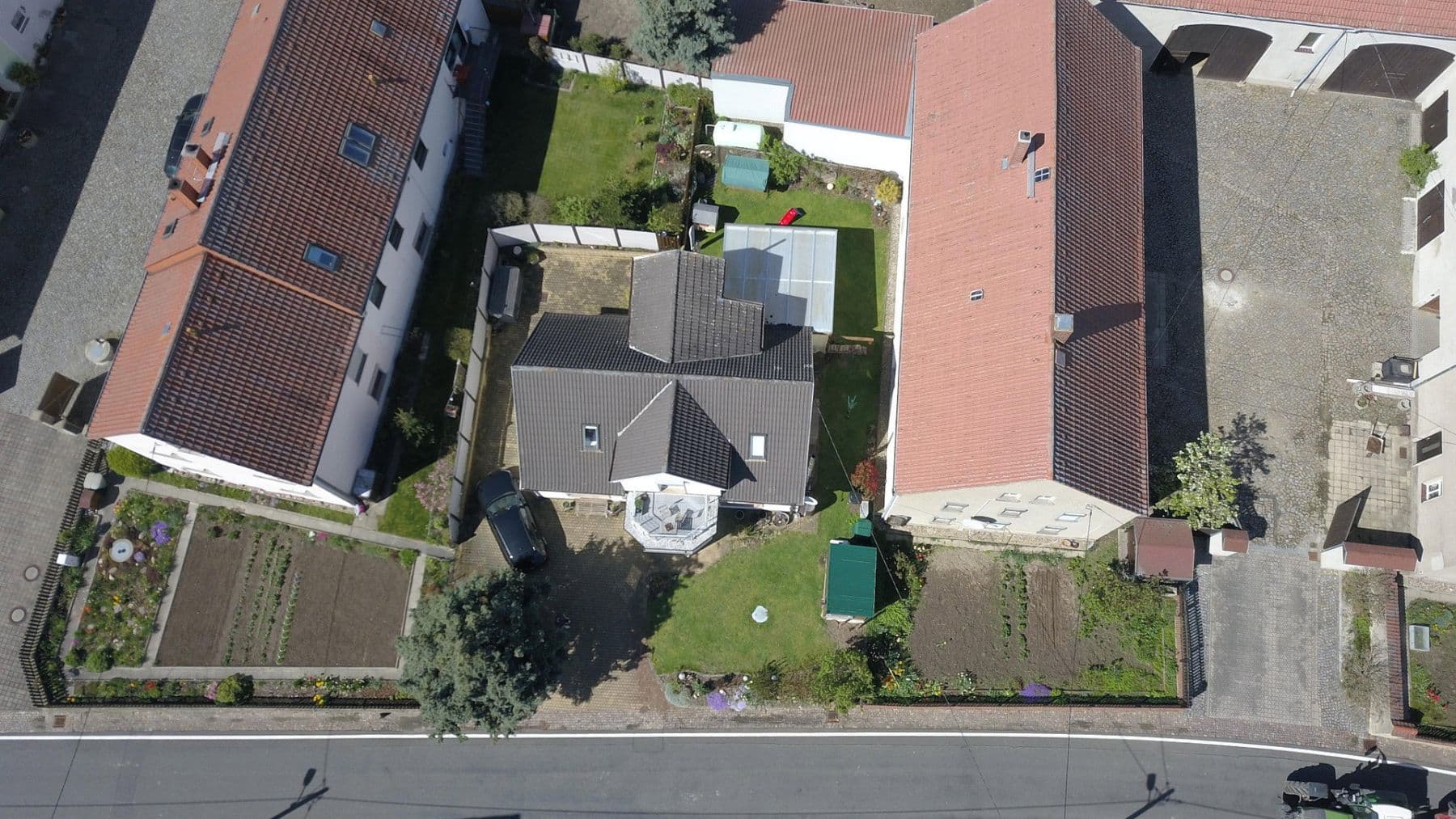 Predaj domu 121 m², pozemok 371 m², Leckwitzer Straße 17, Liebschützberg, Sasko Predaj domu 121 m², pozemok 371 m², Leckwitzer Straße 17, Liebschützberg, Sasko