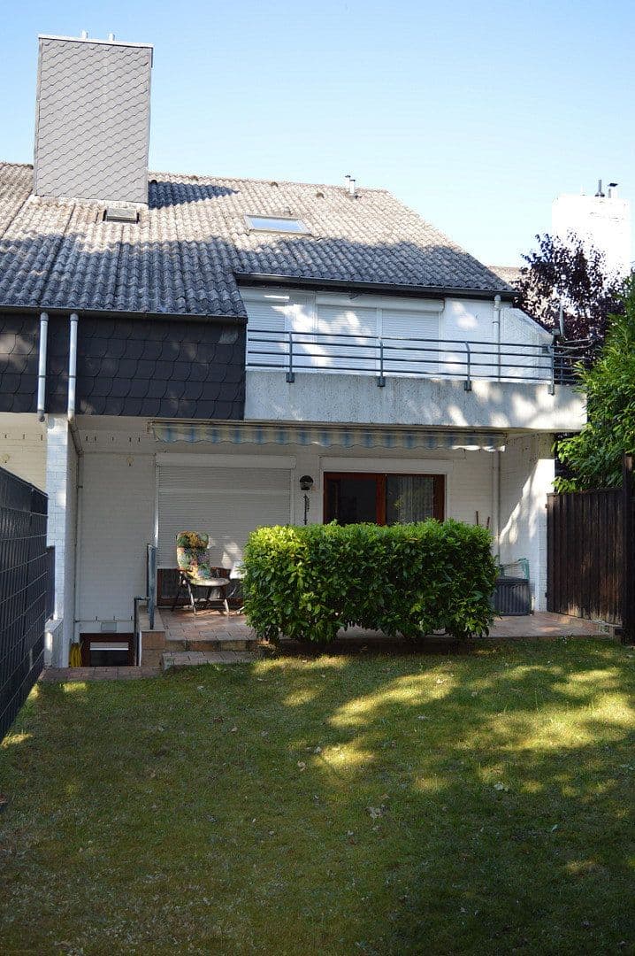 Predaj domu 126 m², pozemok 325 m², Bremen, Brémy Predaj domu 126 m², pozemok 325 m², Bremen, Brémy