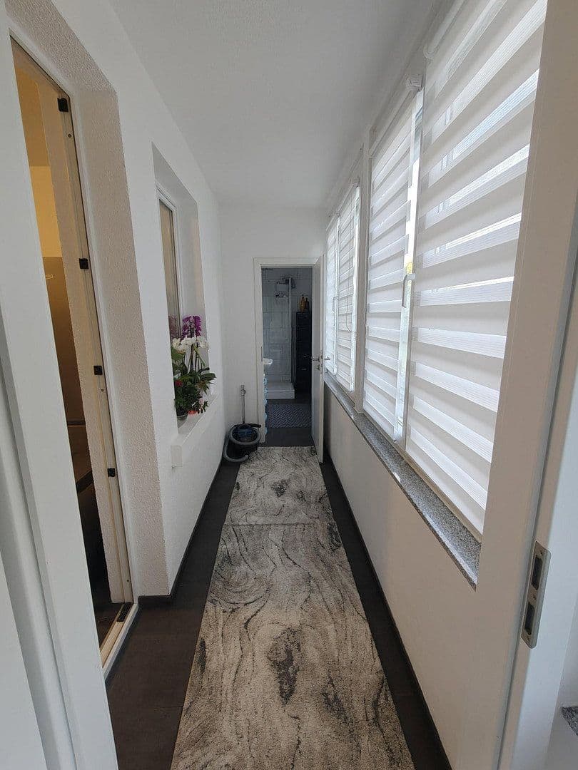 Prenájom bytu 3-izbový 73 m², Rathausstr. 15, Kusterdingen, Bádensko-Wurttembersko Prenájom bytu 3-izbový 73 m², Rathausstr. 15, Kusterdingen, Bádensko-Wurttembersko