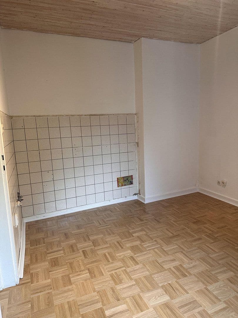 Prenájom bytu 3-izbový 75 m², Schanzenpforte 6, Koblenz, Porýnie-Falcko Prenájom bytu 3-izbový 75 m², Schanzenpforte 6, Koblenz, Porýnie-Falcko