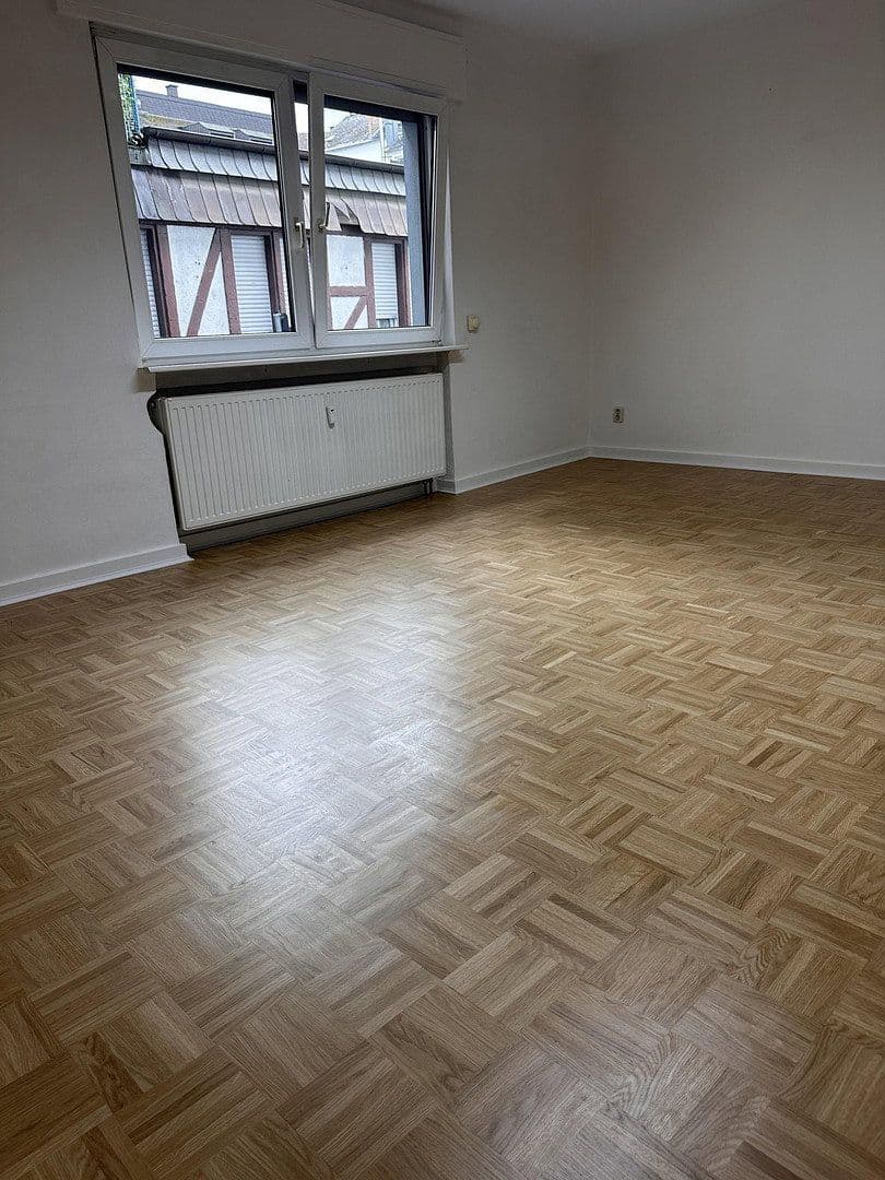 Prenájom bytu 3-izbový 75 m², Schanzenpforte 6, Koblenz, Porýnie-Falcko Prenájom bytu 3-izbový 75 m², Schanzenpforte 6, Koblenz, Porýnie-Falcko