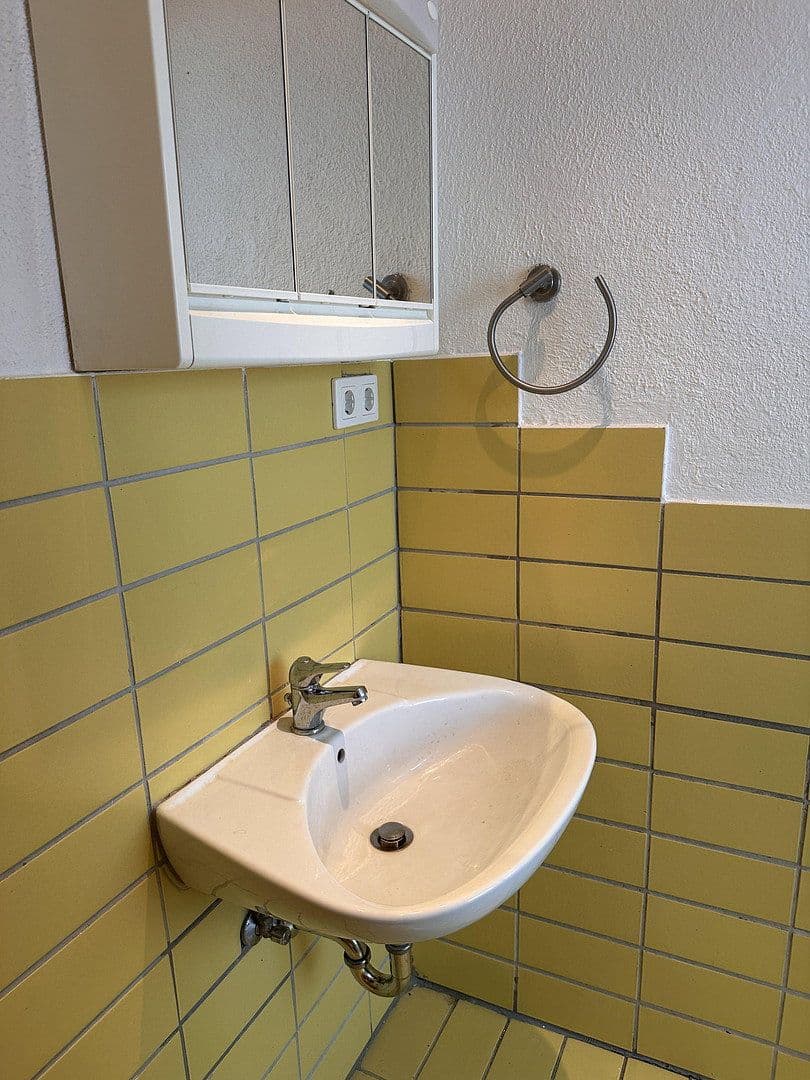 Prenájom bytu 3-izbový 75 m², Schanzenpforte 6, Koblenz, Porýnie-Falcko Prenájom bytu 3-izbový 75 m², Schanzenpforte 6, Koblenz, Porýnie-Falcko