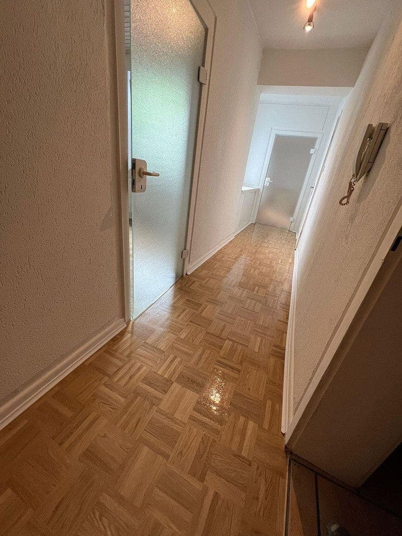 Prenájom bytu 3-izbový 75 m², Schanzenpforte 6, Koblenz, Porýnie-Falcko Prenájom bytu 3-izbový 75 m², Schanzenpforte 6, Koblenz, Porýnie-Falcko