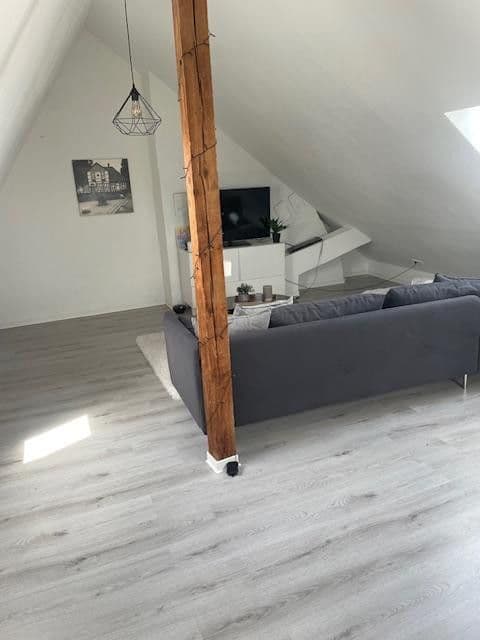 Prenájom bytu 3-izbový 81 m², Kommenderiestr. 47, Osnabrück, Dolné Sasko Prenájom bytu 3-izbový 81 m², Kommenderiestr. 47, Osnabrück, Dolné Sasko