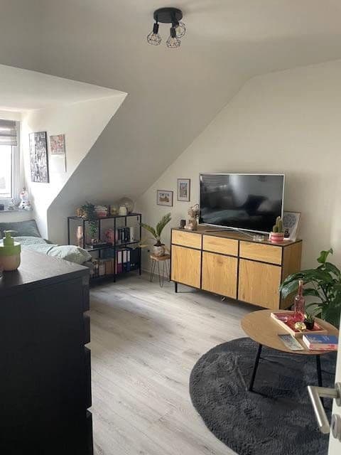 Prenájom bytu 3-izbový 81 m², Kommenderiestr. 47, Osnabrück, Dolné Sasko Prenájom bytu 3-izbový 81 m², Kommenderiestr. 47, Osnabrück, Dolné Sasko