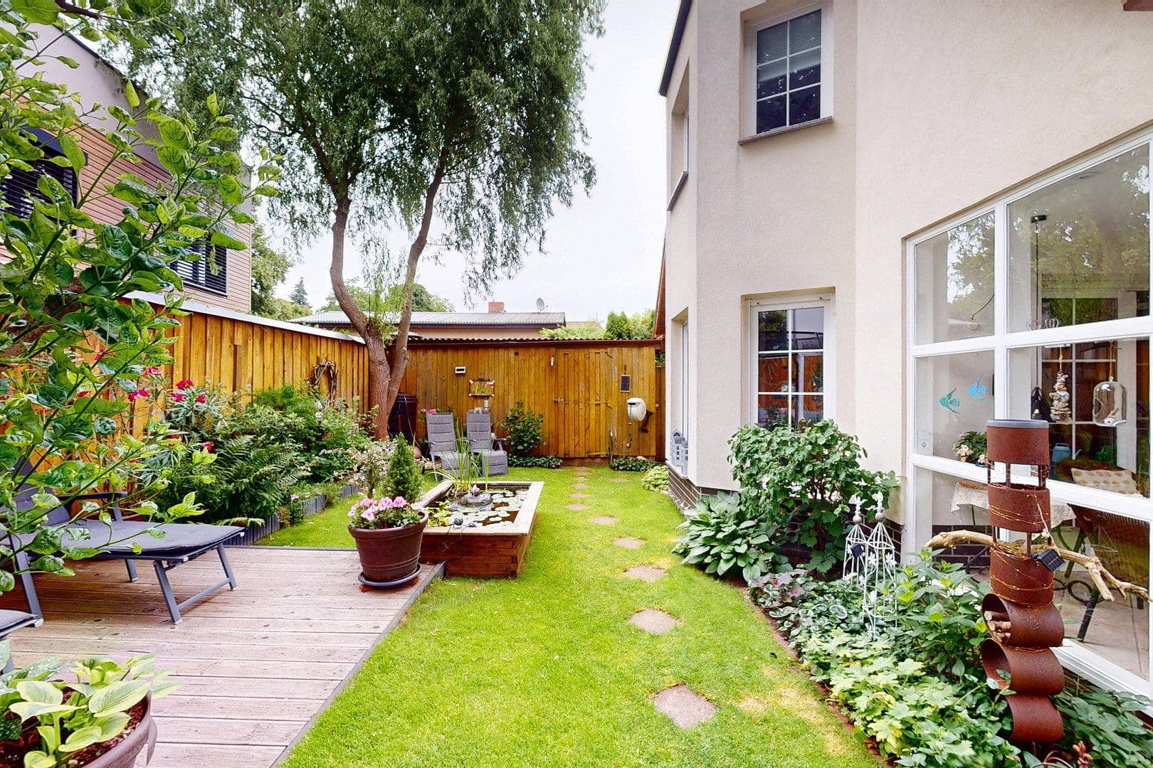 Predaj domu 192 m², pozemok 425 m², Neuenhagen bei Berlin, Brandenbursko Predaj domu 192 m², pozemok 425 m², Neuenhagen bei Berlin, Brandenbursko
