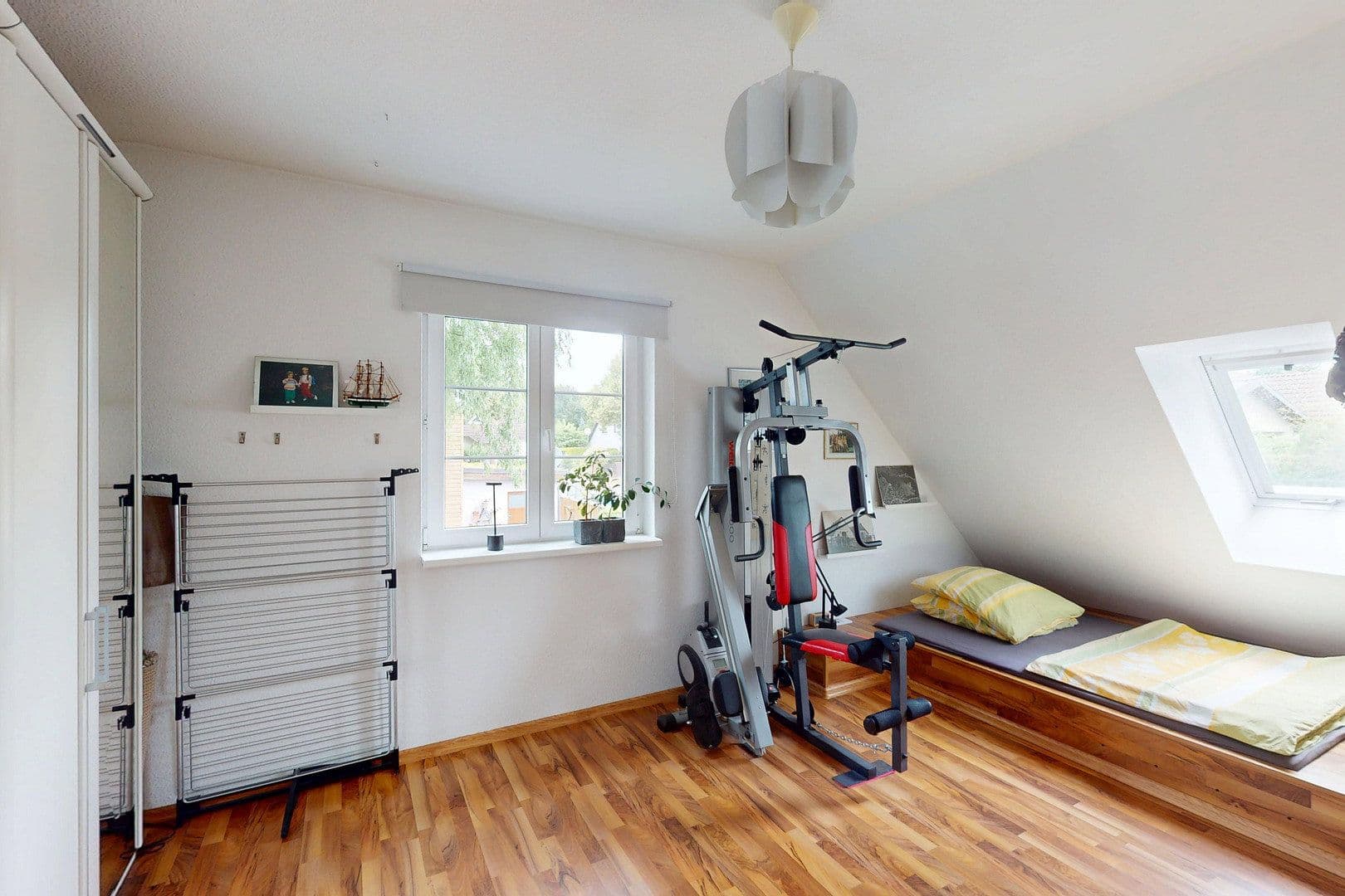 Predaj domu 192 m², pozemok 425 m², Neuenhagen bei Berlin, Brandenbursko Predaj domu 192 m², pozemok 425 m², Neuenhagen bei Berlin, Brandenbursko