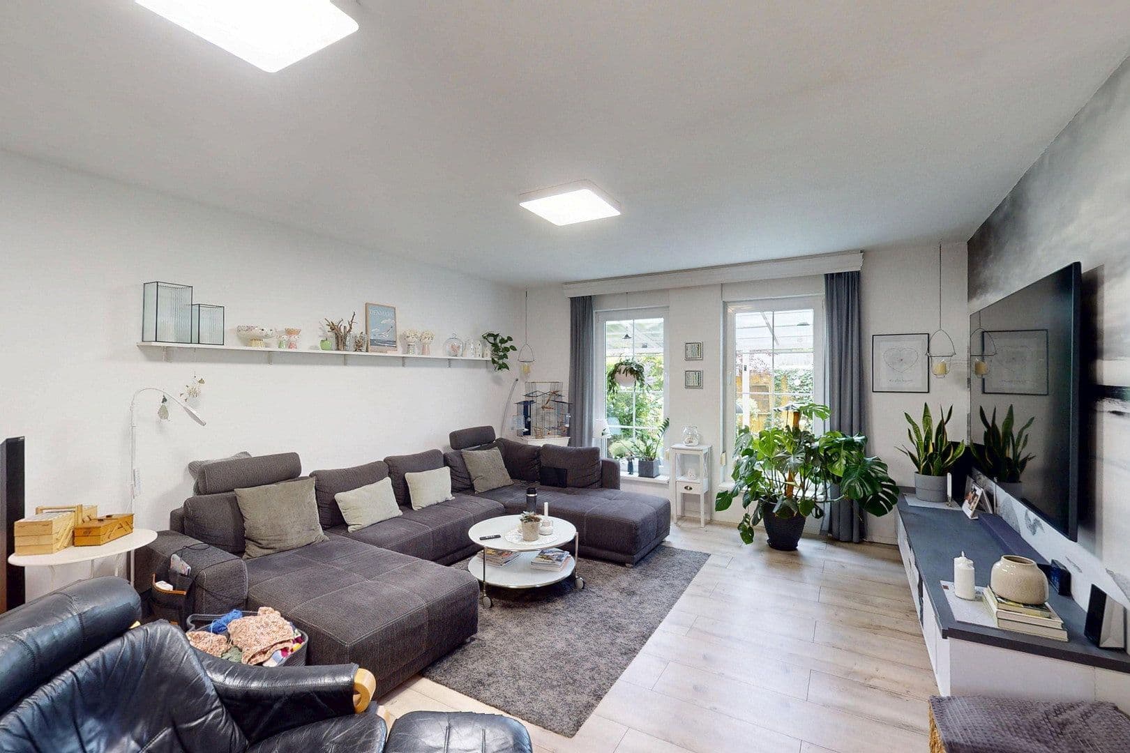 Predaj domu 192 m², pozemok 425 m², Neuenhagen bei Berlin, Brandenbursko Predaj domu 192 m², pozemok 425 m², Neuenhagen bei Berlin, Brandenbursko