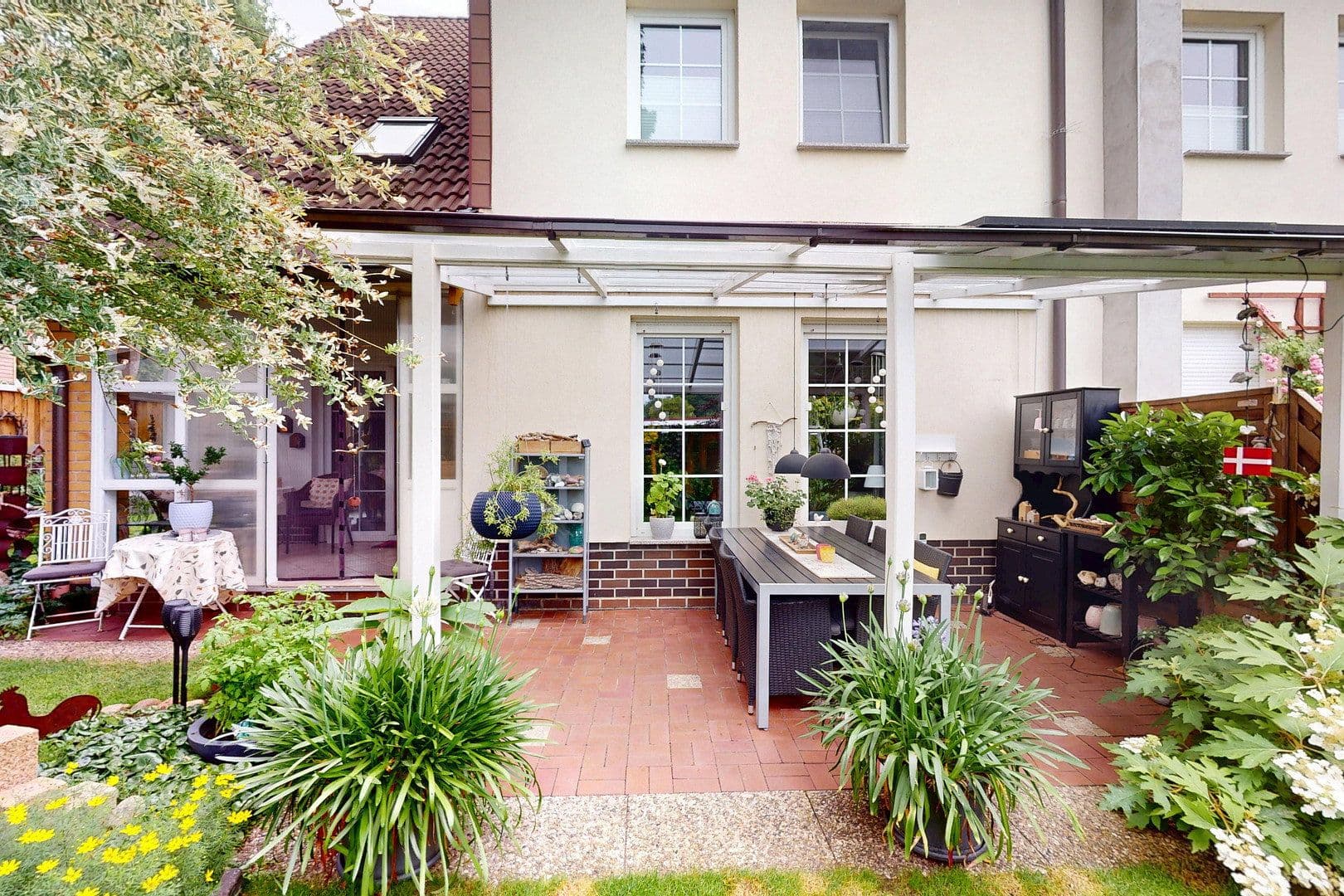Predaj domu 192 m², pozemok 425 m², Neuenhagen bei Berlin, Brandenbursko Predaj domu 192 m², pozemok 425 m², Neuenhagen bei Berlin, Brandenbursko