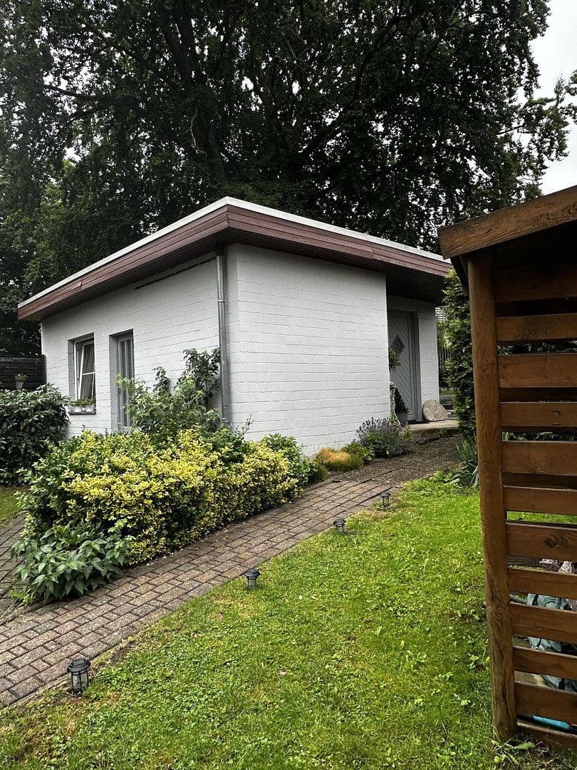 Prenájom bytu 5-izbový 135 m², Wolfsburg-Ehmen, Dolné Sasko Prenájom bytu 5-izbový 135 m², Wolfsburg-Ehmen, Dolné Sasko