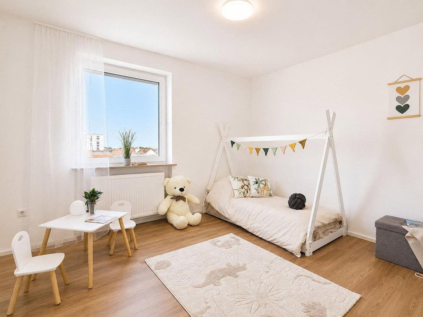 Predaj bytu 4-izbový 110 m², Niederwerrn, Bavorsko Predaj bytu 4-izbový 110 m², Niederwerrn, Bavorsko
