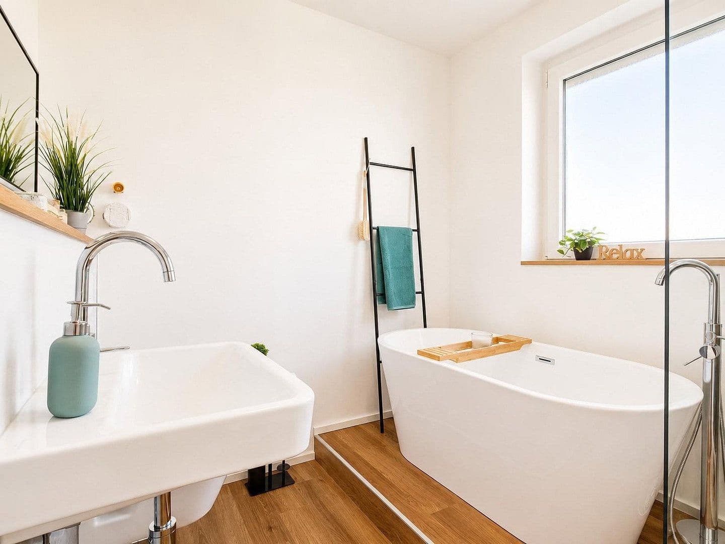 Predaj bytu 4-izbový 110 m², Niederwerrn, Bavorsko Predaj bytu 4-izbový 110 m², Niederwerrn, Bavorsko