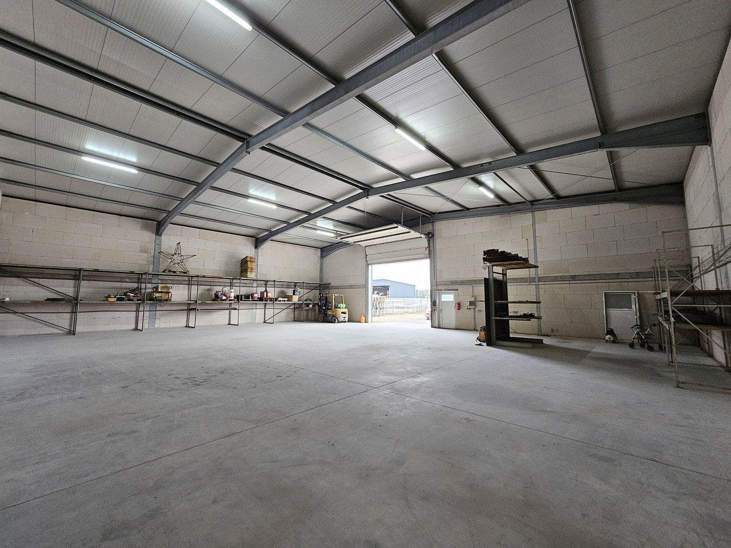 Prenájom nebytového priestoru 1.507 m², Industriestr. 19, Isselburg, Severné Porýnie - Westfálsko Prenájom nebytového priestoru 1.507 m², Industriestr. 19, Isselburg, Severné Porýnie - Westfálsko