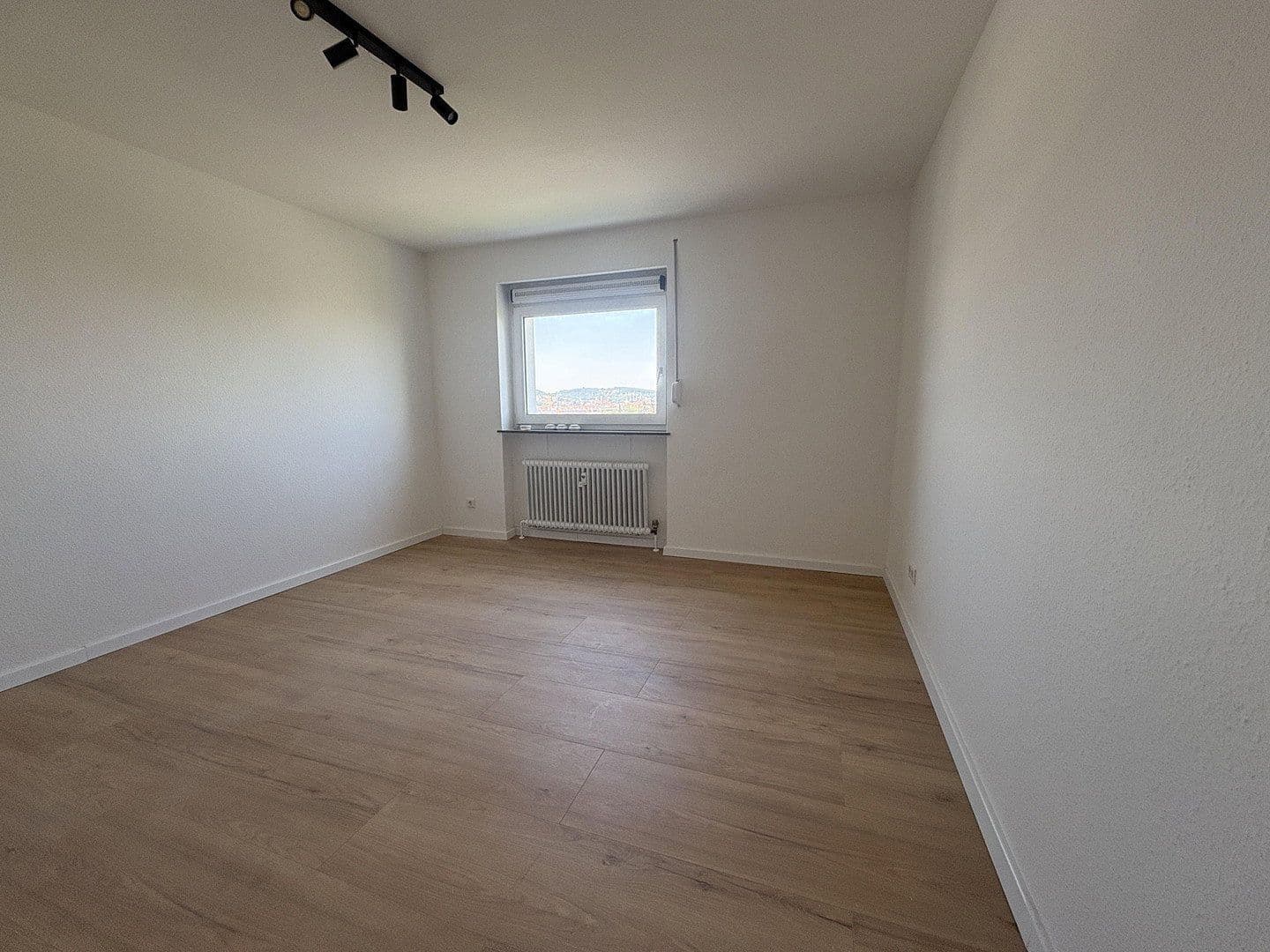 Prenájom bytu 3-izbový 92 m², Siemensstraße 39, Bamberg, Bavorsko Prenájom bytu 3-izbový 92 m², Siemensstraße 39, Bamberg, Bavorsko