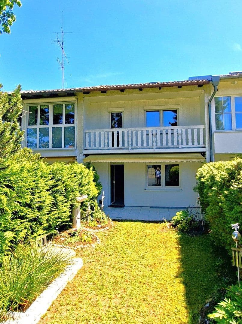 Predaj domu 86 m², pozemok 140 m², Josef-Mohr-Weg 47, München, Bavorsko Predaj domu 86 m², pozemok 140 m², Josef-Mohr-Weg 47, München, Bavorsko