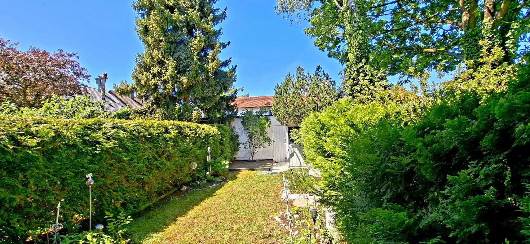Predaj domu 86 m², pozemok 140 m², Josef-Mohr-Weg 47, München, Bavorsko Predaj domu 86 m², pozemok 140 m², Josef-Mohr-Weg 47, München, Bavorsko