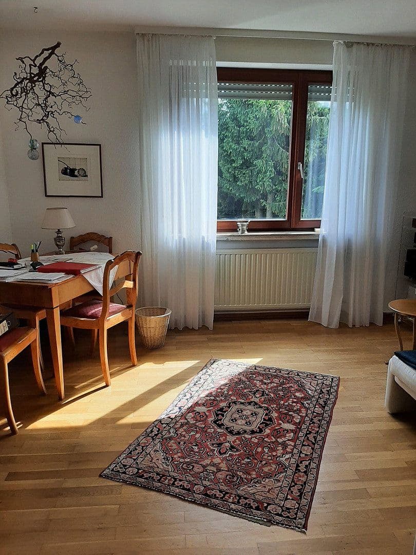 Predaj domu 166 m², pozemok 492 m², Oberursel (Taunus), Hesensko Predaj domu 166 m², pozemok 492 m², Oberursel (Taunus), Hesensko