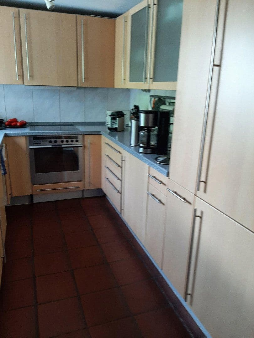 Predaj domu 166 m², pozemok 492 m², Oberursel (Taunus), Hesensko Predaj domu 166 m², pozemok 492 m², Oberursel (Taunus), Hesensko