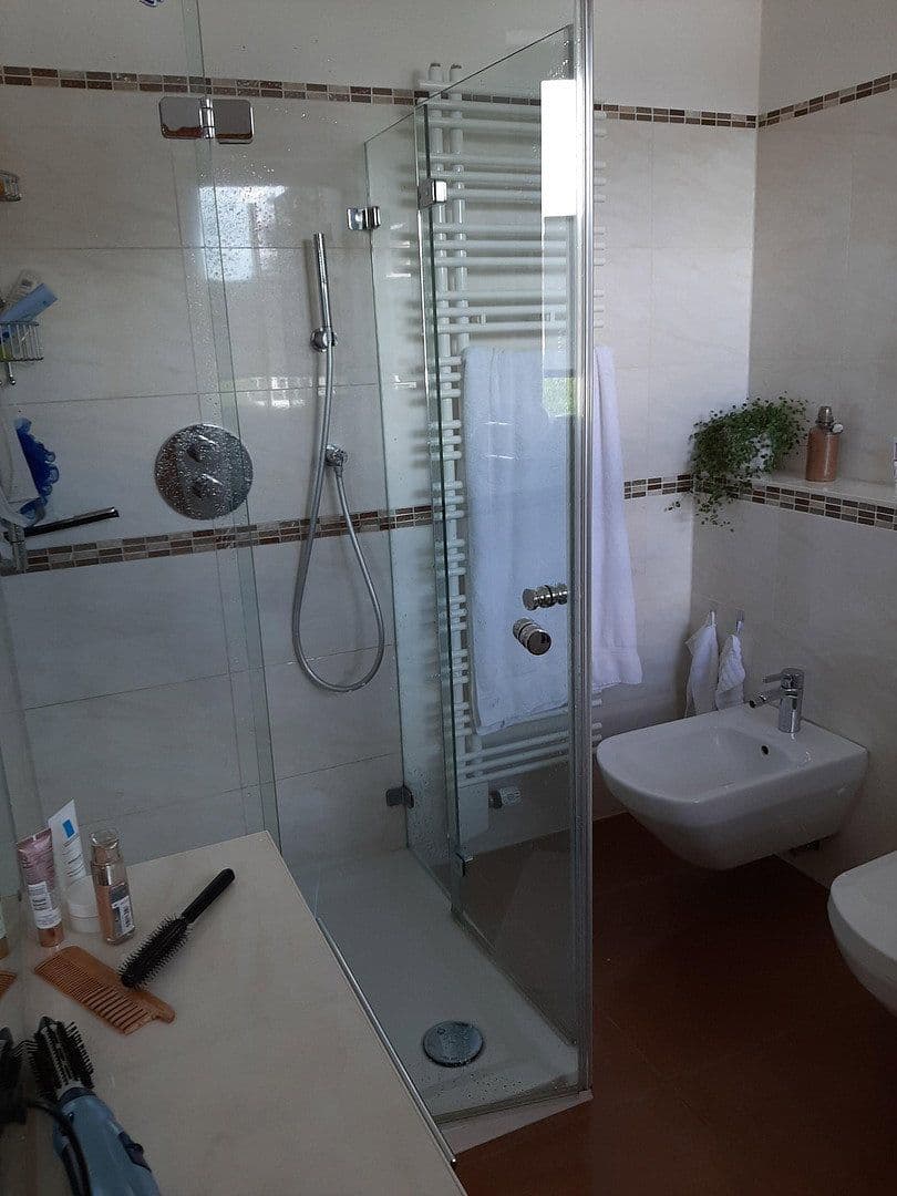 Predaj domu 166 m², pozemok 492 m², Oberursel (Taunus), Hesensko Predaj domu 166 m², pozemok 492 m², Oberursel (Taunus), Hesensko