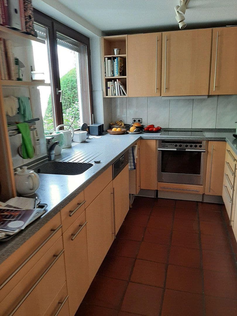 Predaj domu 166 m², pozemok 492 m², Oberursel (Taunus), Hesensko Predaj domu 166 m², pozemok 492 m², Oberursel (Taunus), Hesensko