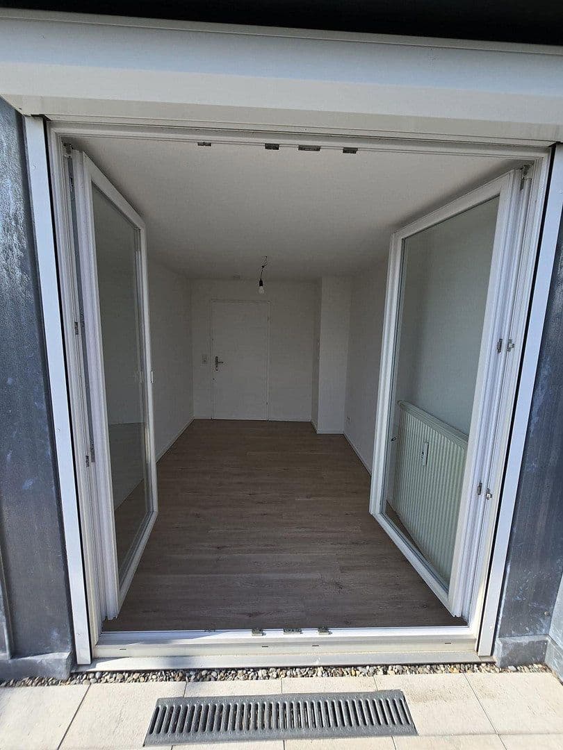 Prenájom bytu 3-izbový 95 m², Schwäbisch Gmünd, Bádensko-Wurttembersko Prenájom bytu 3-izbový 95 m², Schwäbisch Gmünd, Bádensko-Wurttembersko