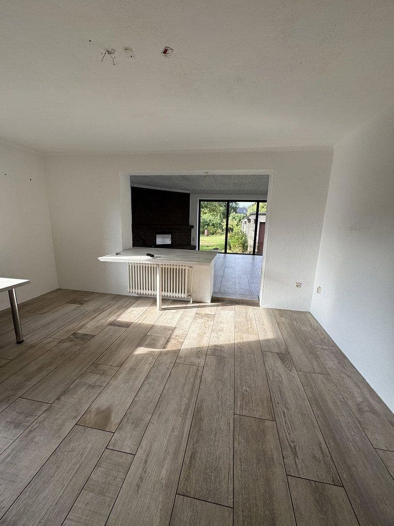 Predaj domu 150 m², pozemok 1.275 m², Quickborn, Šlezvicko-Holštajnsko Predaj domu 150 m², pozemok 1.275 m², Quickborn, Šlezvicko-Holštajnsko