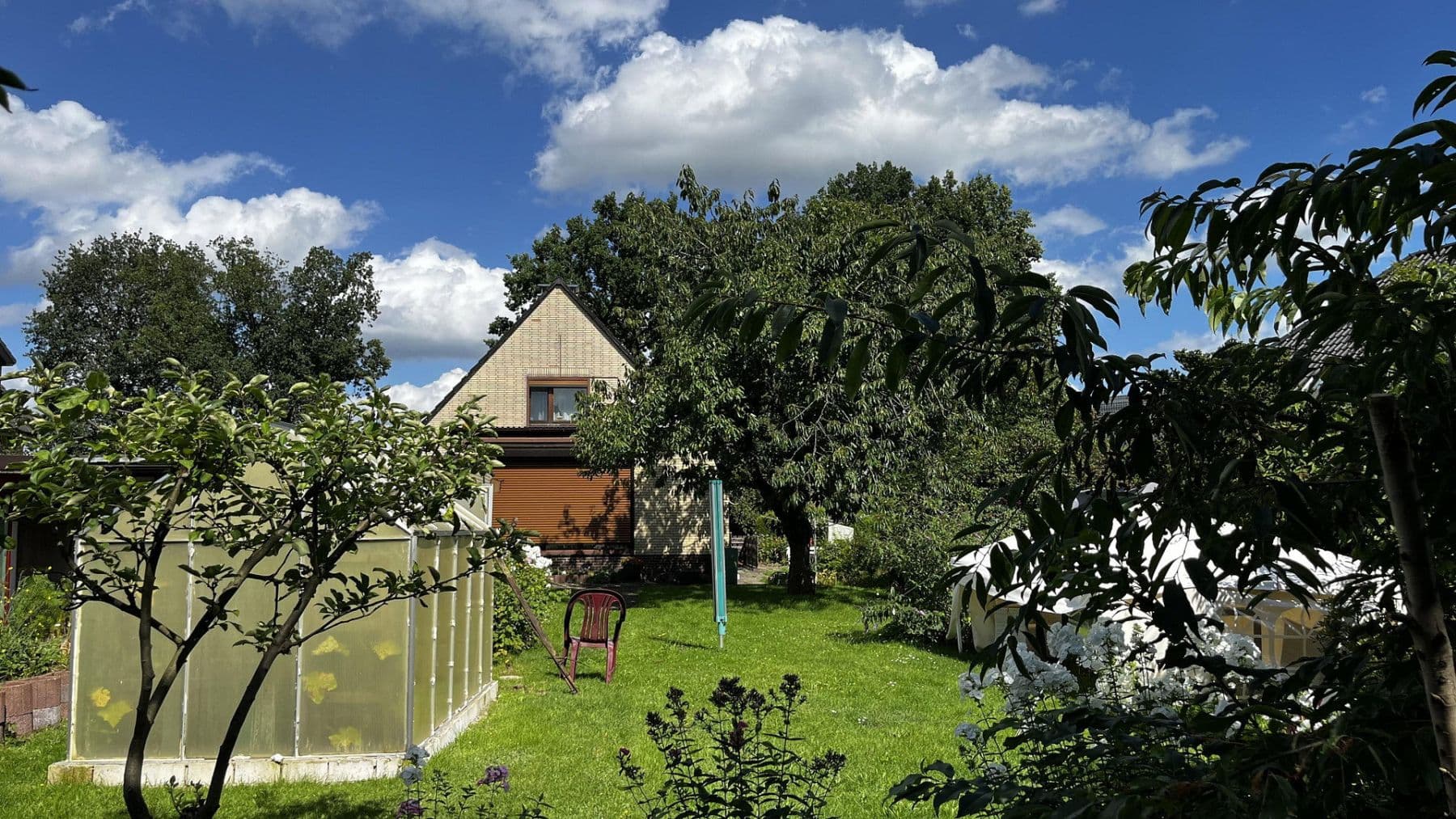 Predaj domu 150 m², pozemok 1.275 m², Quickborn, Šlezvicko-Holštajnsko Predaj domu 150 m², pozemok 1.275 m², Quickborn, Šlezvicko-Holštajnsko
