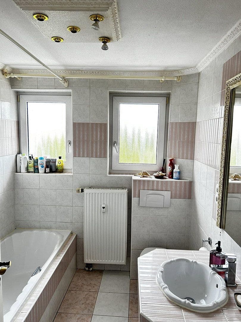 Predaj domu 192 m², pozemok 611 m², Kolbingen, Bádensko-Wurttembersko Predaj domu 192 m², pozemok 611 m², Kolbingen, Bádensko-Wurttembersko