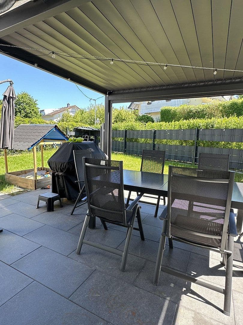 Prenájom domu 200 m², pozemok 500 m², Im Königsfeld 29, Sankt Katharinen, Porýnie-Falcko Prenájom domu 200 m², pozemok 500 m², Im Königsfeld 29, Sankt Katharinen, Porýnie-Falcko