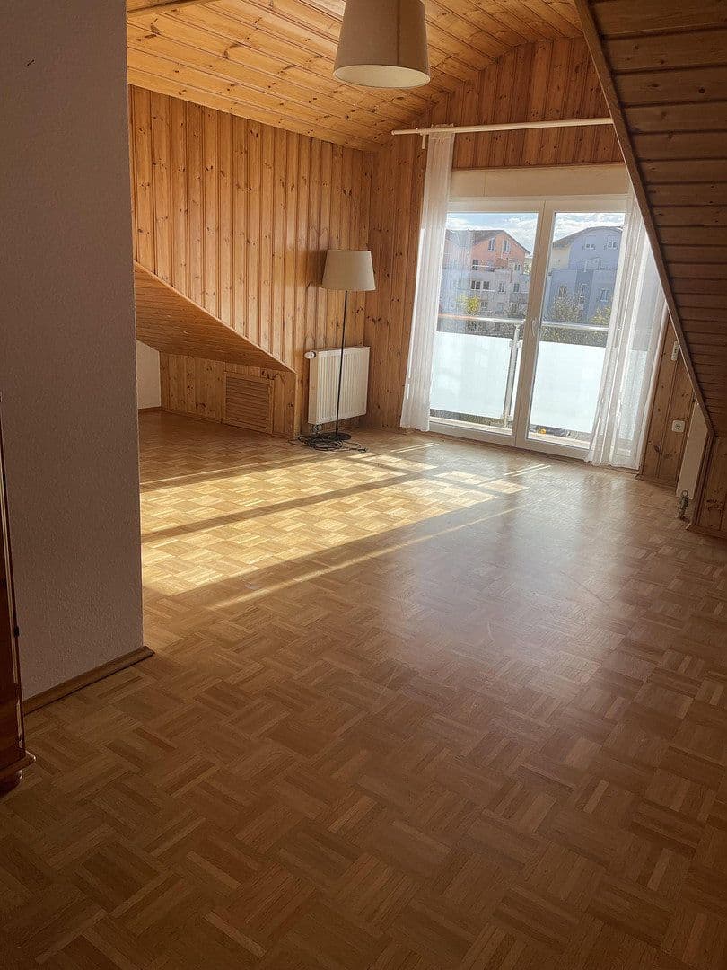 Prenájom bytu 3-izbový 70 m², Ginsheim-Gustavsburg, Hesensko Prenájom bytu 3-izbový 70 m², Ginsheim-Gustavsburg, Hesensko
