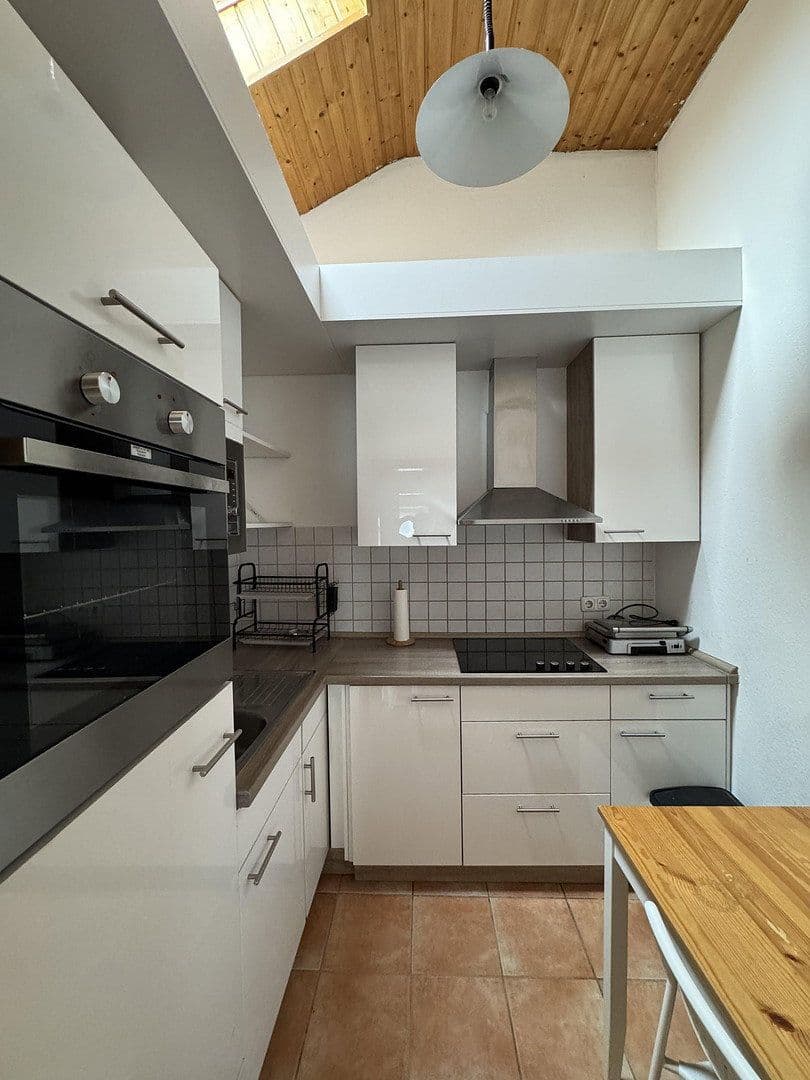 Prenájom bytu 3-izbový 70 m², Ginsheim-Gustavsburg, Hesensko Prenájom bytu 3-izbový 70 m², Ginsheim-Gustavsburg, Hesensko