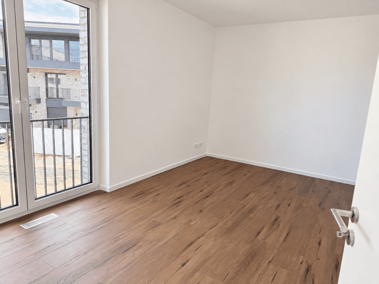 Prenájom bytu 4-izbový 145 m², Verl, Severné Porýnie - Westfálsko Prenájom bytu 4-izbový 145 m², Verl, Severné Porýnie - Westfálsko