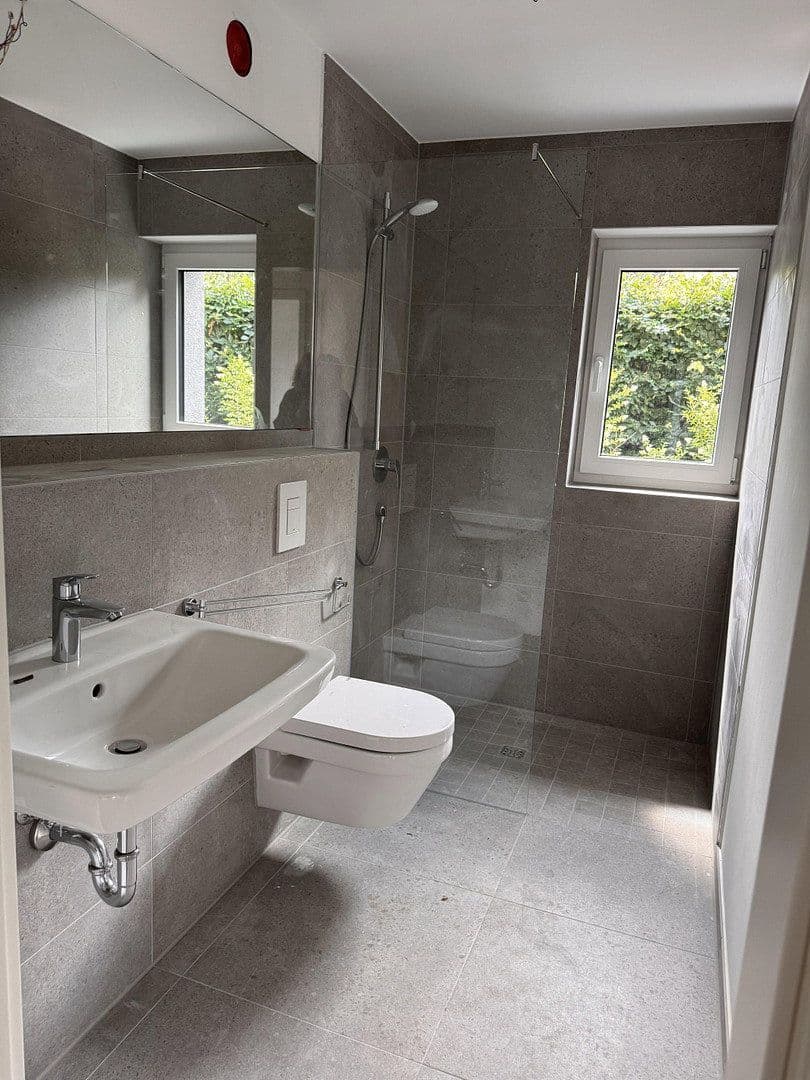 Prenájom bytu 4-izbový 145 m², Verl, Severné Porýnie - Westfálsko Prenájom bytu 4-izbový 145 m², Verl, Severné Porýnie - Westfálsko