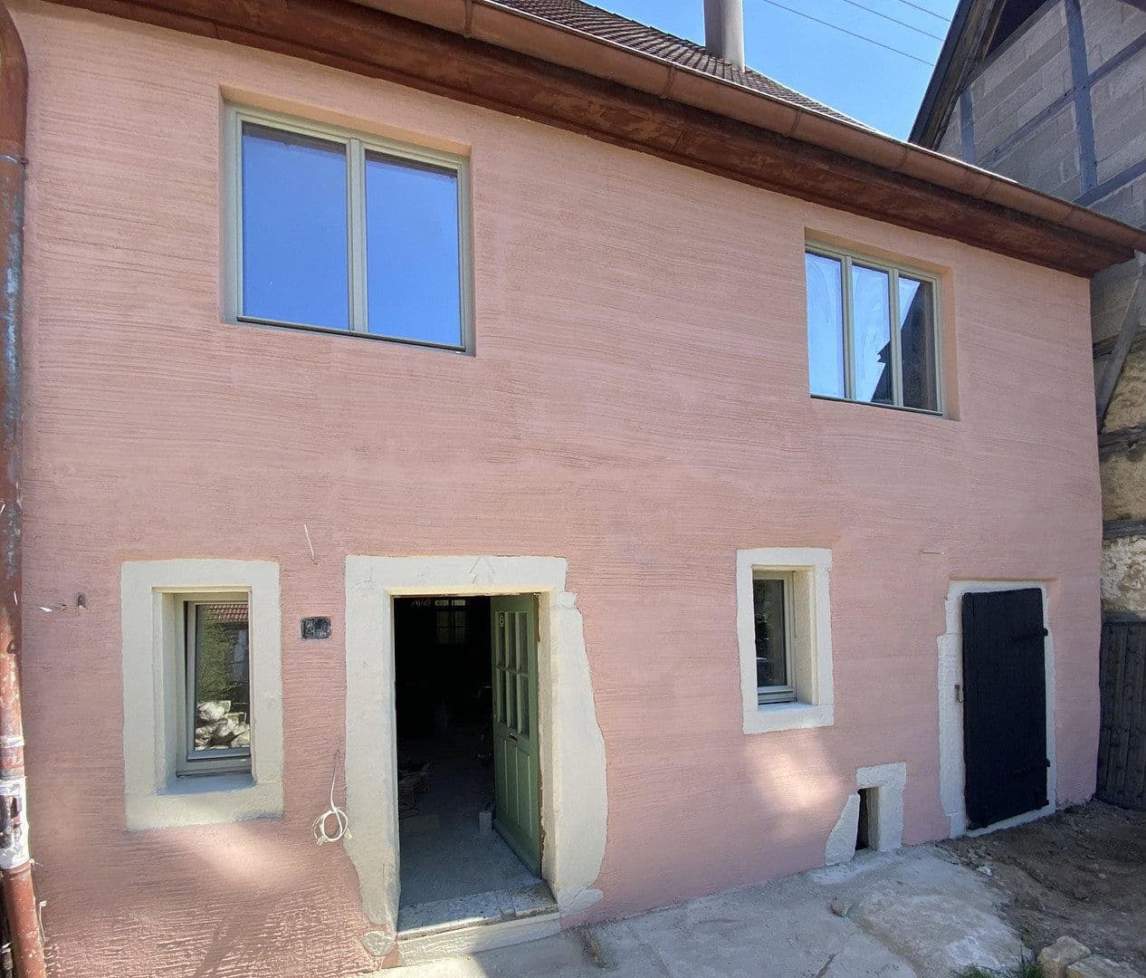 Predaj domu 159 m², pozemok 392 m², Rottenburg am Neckar, Bádensko-Wurttembersko Predaj domu 159 m², pozemok 392 m², Rottenburg am Neckar, Bádensko-Wurttembersko