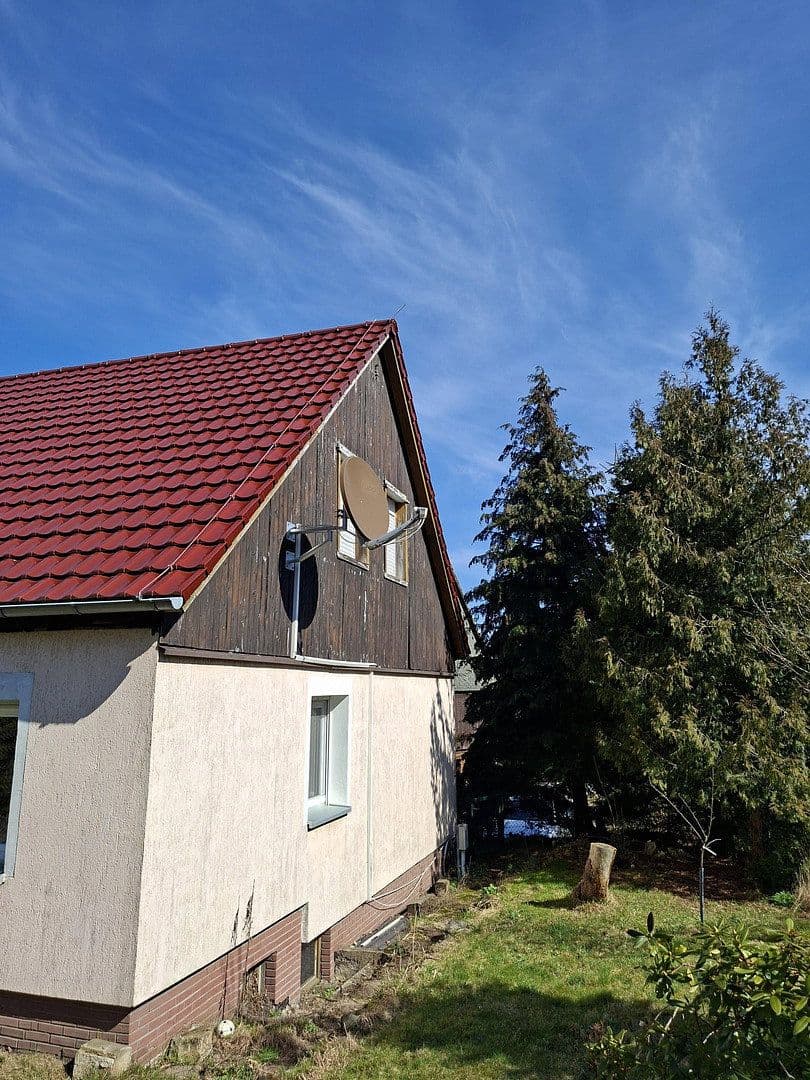 Predaj domu 100 m², pozemok 1.300 m², Hauptstraße 139, Großschönau, Sasko Predaj domu 100 m², pozemok 1.300 m², Hauptstraße 139, Großschönau, Sasko