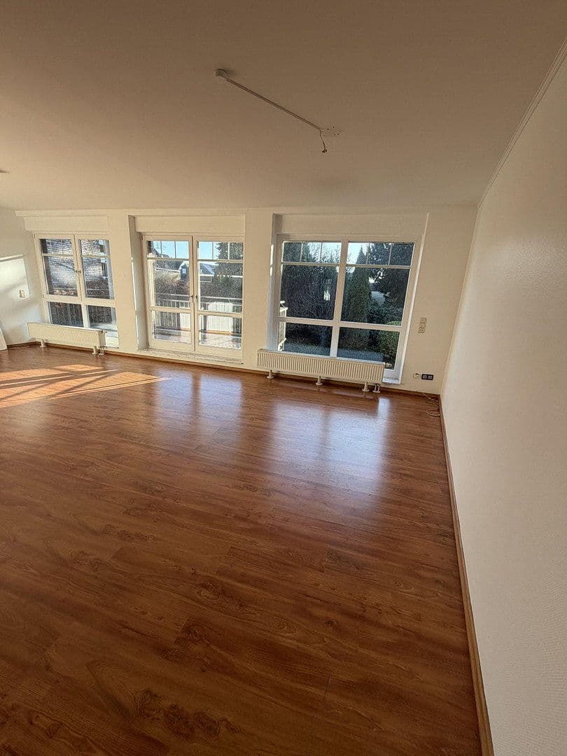 Predaj bytu 3-izbový 117 m², Saseler Chaussee, Hamburg, Hamburg Predaj bytu 3-izbový 117 m², Saseler Chaussee, Hamburg, Hamburg
