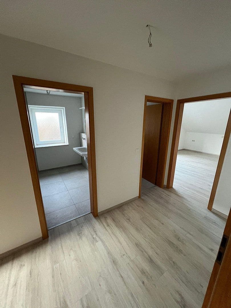 Prenájom bytu 4-izbový 115 m², Carl-Weil-Straße 18, Bopfingen, Bádensko-Wurttembersko Prenájom bytu 4-izbový 115 m², Carl-Weil-Straße 18, Bopfingen, Bádensko-Wurttembersko