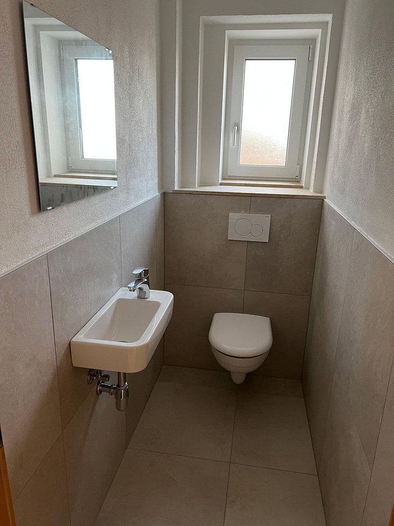 Prenájom bytu 4-izbový 115 m², Carl-Weil-Straße 18, Bopfingen, Bádensko-Wurttembersko Prenájom bytu 4-izbový 115 m², Carl-Weil-Straße 18, Bopfingen, Bádensko-Wurttembersko