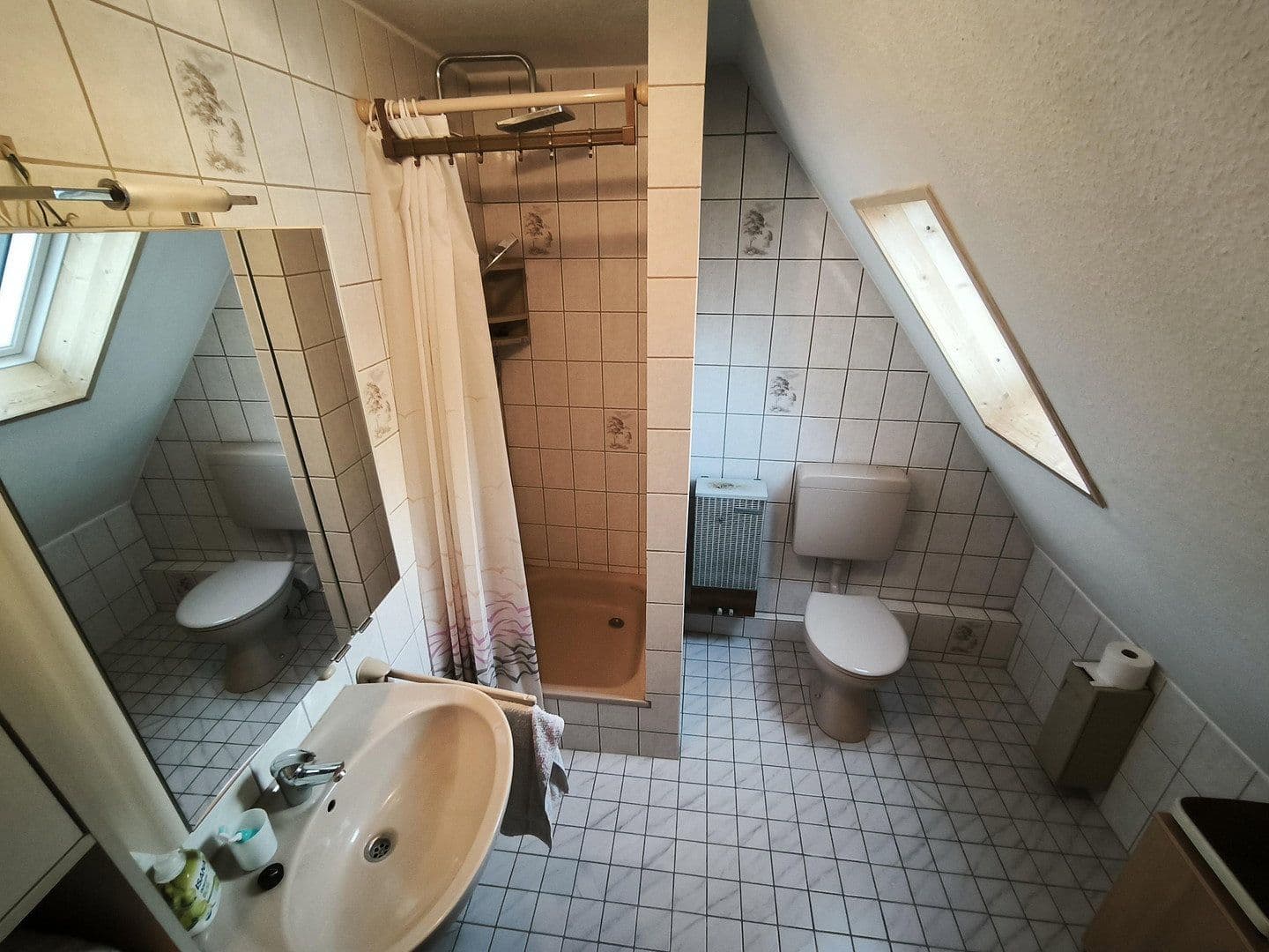 Predaj domu 141 m², pozemok 179 m², Remshalden, Bádensko-Wurttembersko Predaj domu 141 m², pozemok 179 m², Remshalden, Bádensko-Wurttembersko