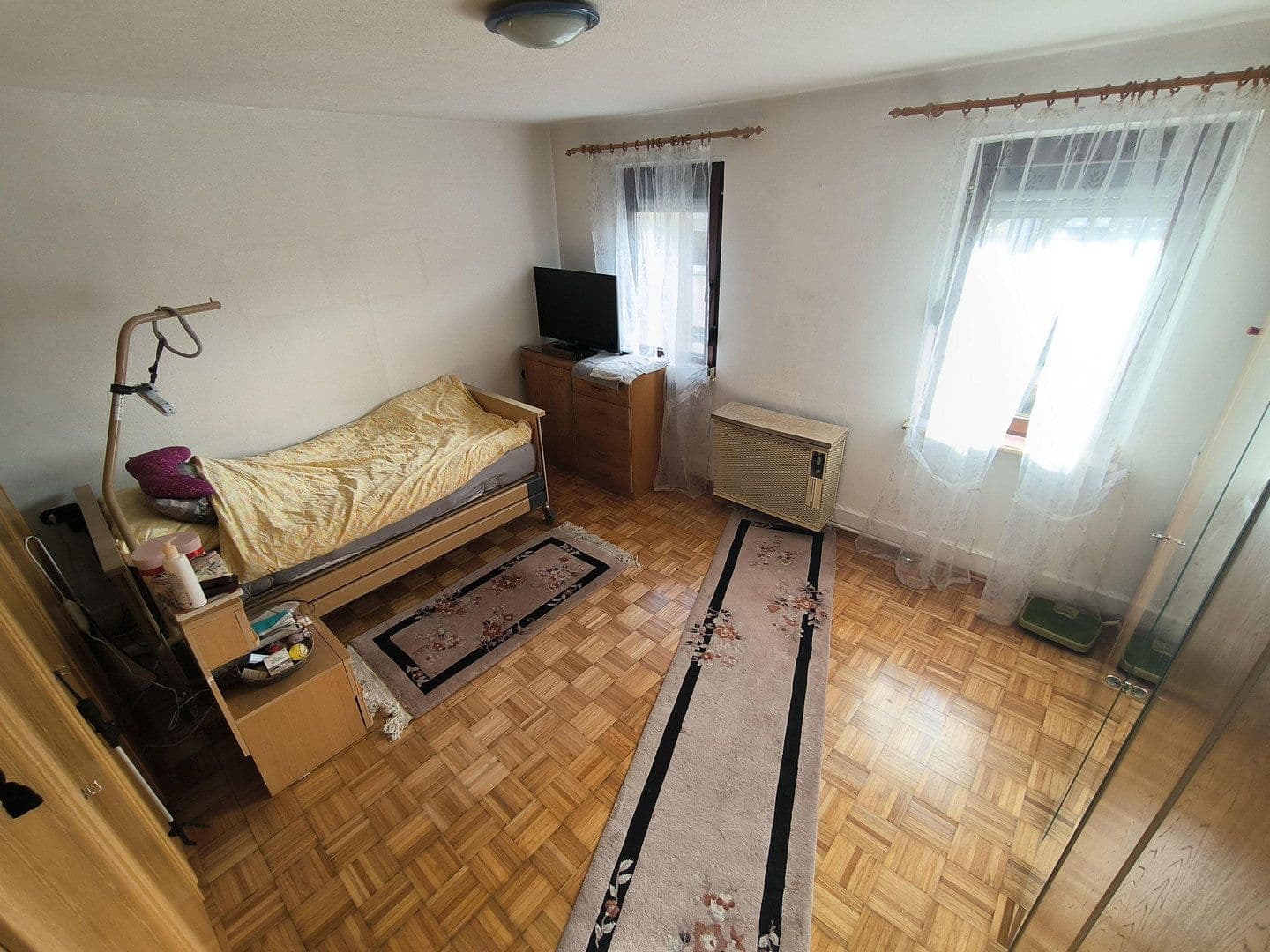 Predaj domu 141 m², pozemok 179 m², Remshalden, Bádensko-Wurttembersko Predaj domu 141 m², pozemok 179 m², Remshalden, Bádensko-Wurttembersko