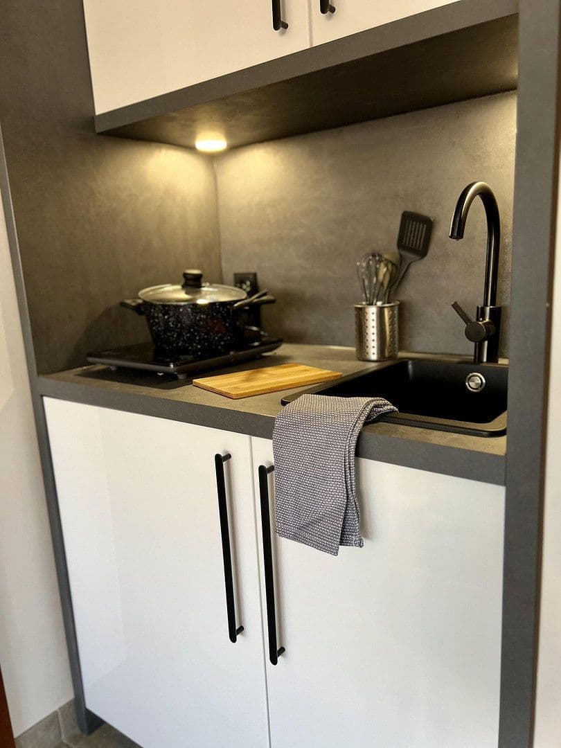 Prenájom bytu 1-izbový 41 m², Mainz, Porýnie-Falcko Prenájom bytu 1-izbový 41 m², Mainz, Porýnie-Falcko