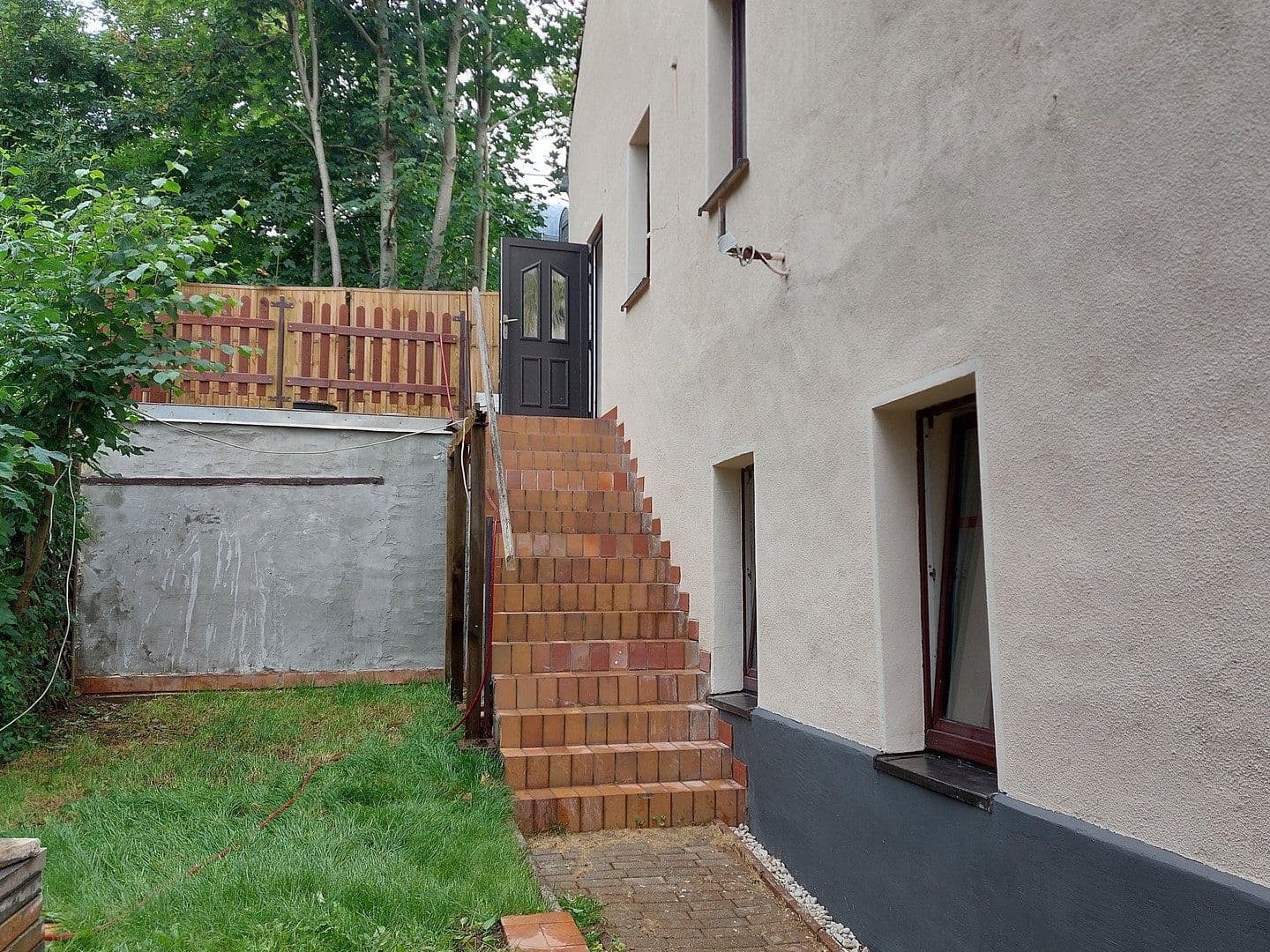 Predaj domu 155 m², pozemok 200 m², Stollberg/Erzgebirge, Sasko Predaj domu 155 m², pozemok 200 m², Stollberg/Erzgebirge, Sasko