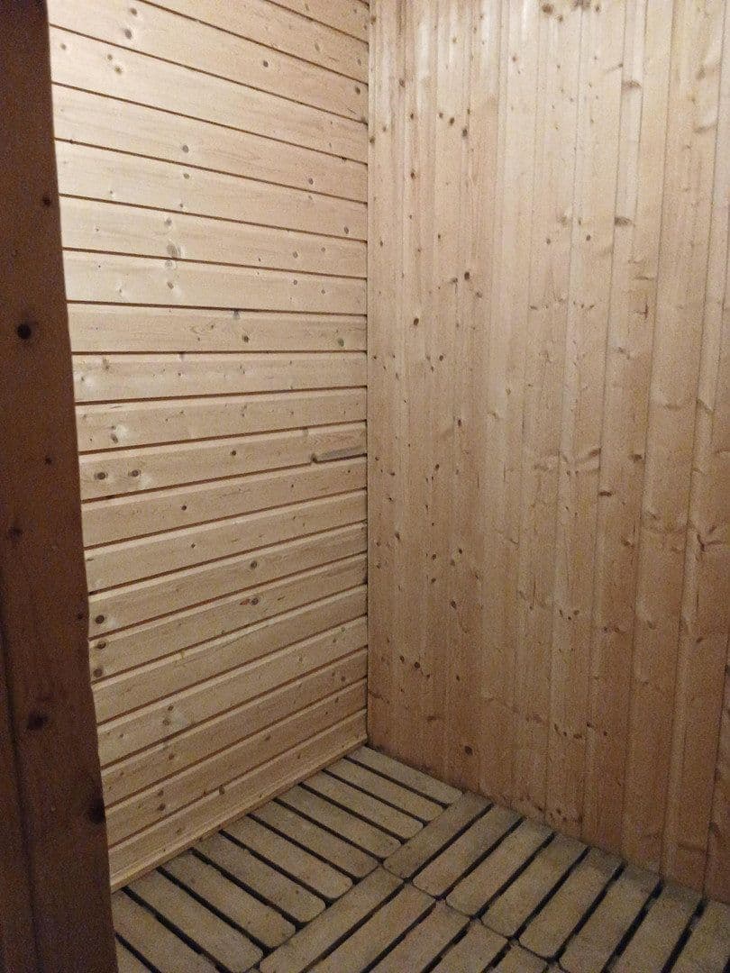 Predaj domu 155 m², pozemok 200 m², Stollberg/Erzgebirge, Sasko Predaj domu 155 m², pozemok 200 m², Stollberg/Erzgebirge, Sasko
