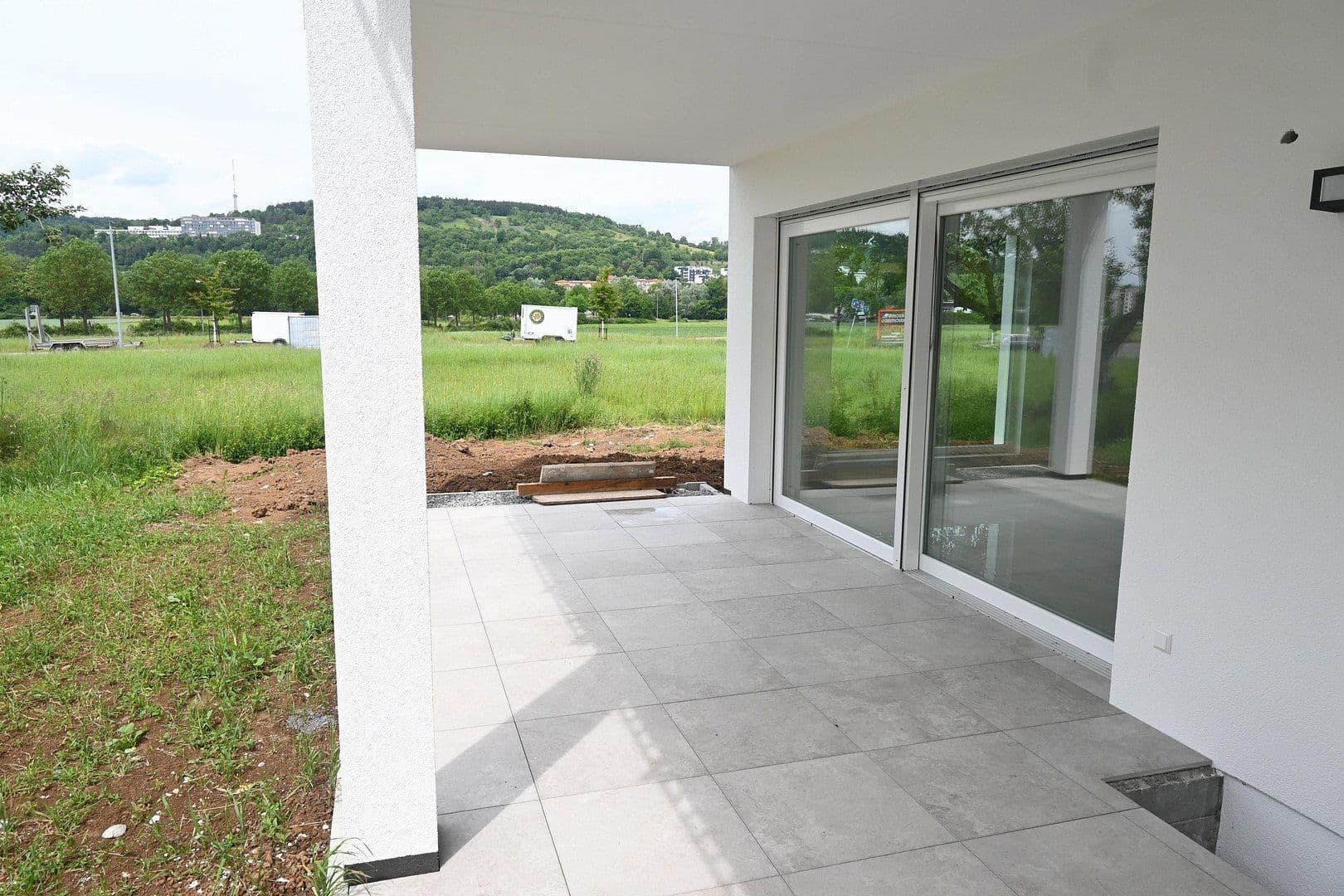 Prenájom bytu 3-izbový 127 m², Thomas-Schreiber-Weg 5 Wohnung oben, Bad Mergentheim, Bádensko-Wurttembersko Prenájom bytu 3-izbový 127 m², Thomas-Schreiber-Weg 5 Wohnung oben, Bad Mergentheim, Bádensko-Wurttembersko