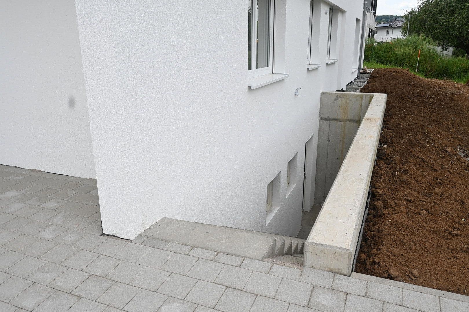 Prenájom bytu 3-izbový 127 m², Thomas-Schreiber-Weg 5 Wohnung oben, Bad Mergentheim, Bádensko-Wurttembersko Prenájom bytu 3-izbový 127 m², Thomas-Schreiber-Weg 5 Wohnung oben, Bad Mergentheim, Bádensko-Wurttembersko
