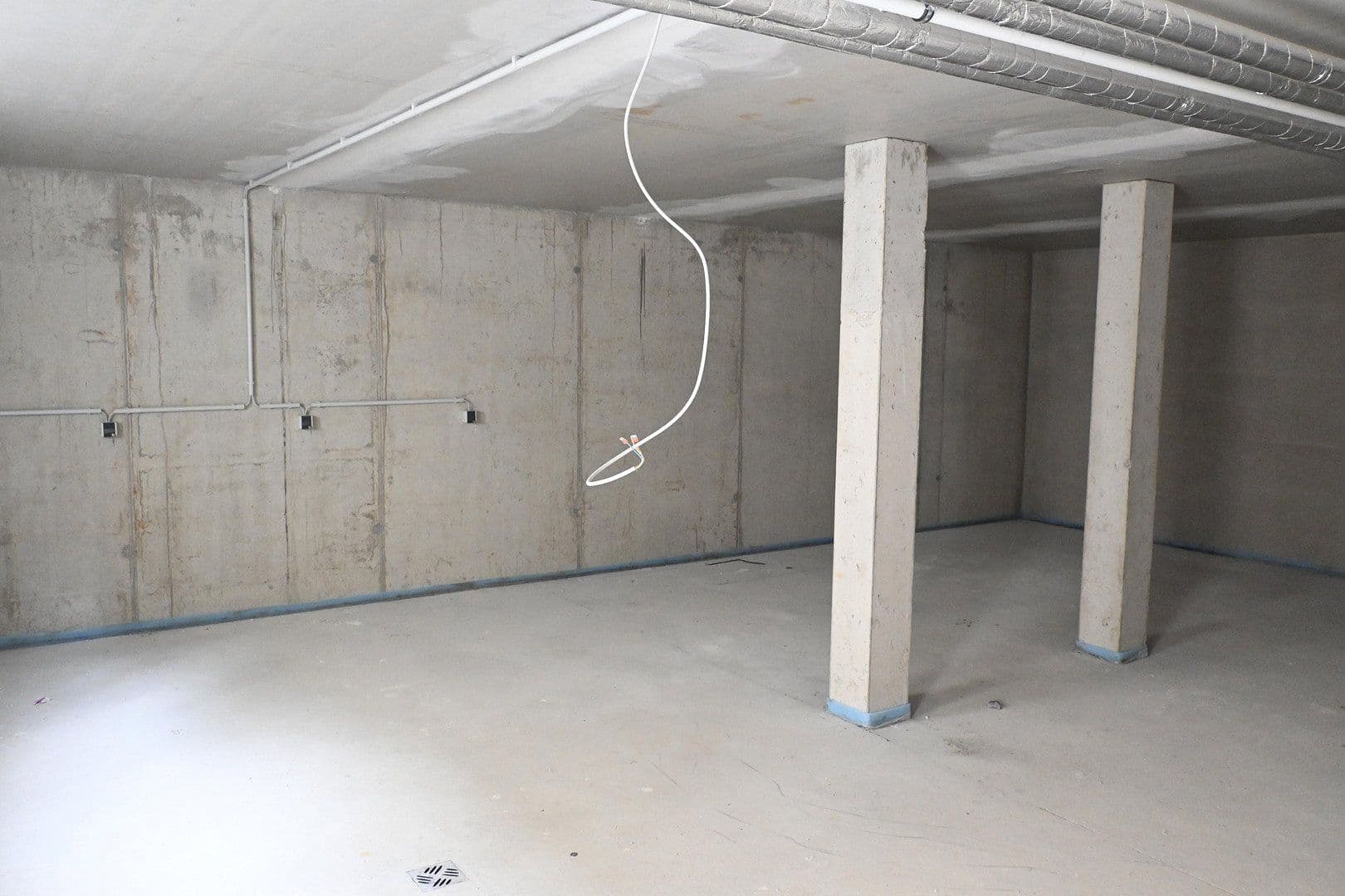 Prenájom bytu 3-izbový 127 m², Thomas-Schreiber-Weg 5 Wohnung oben, Bad Mergentheim, Bádensko-Wurttembersko Prenájom bytu 3-izbový 127 m², Thomas-Schreiber-Weg 5 Wohnung oben, Bad Mergentheim, Bádensko-Wurttembersko